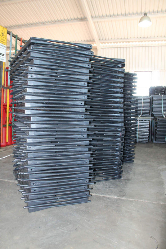 HIGH-VOLTAGE BIRD SPIKES V1