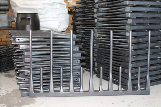 HIGH-VOLTAGE BIRD SPIKES V1